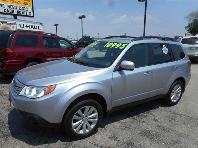 2012 Subaru Forester AWD 2.5X Premium 4dr Wagon 4A